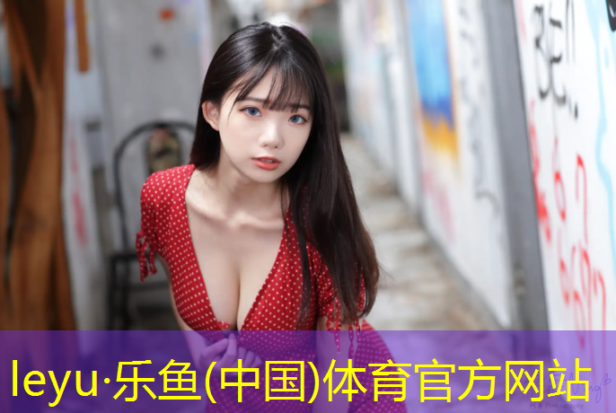 网球网柱多高